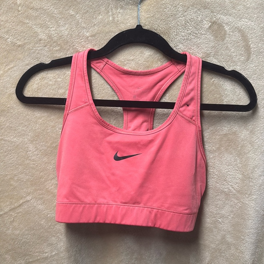 Nike Dri-Fit Sports Bra - Coral Pink - L